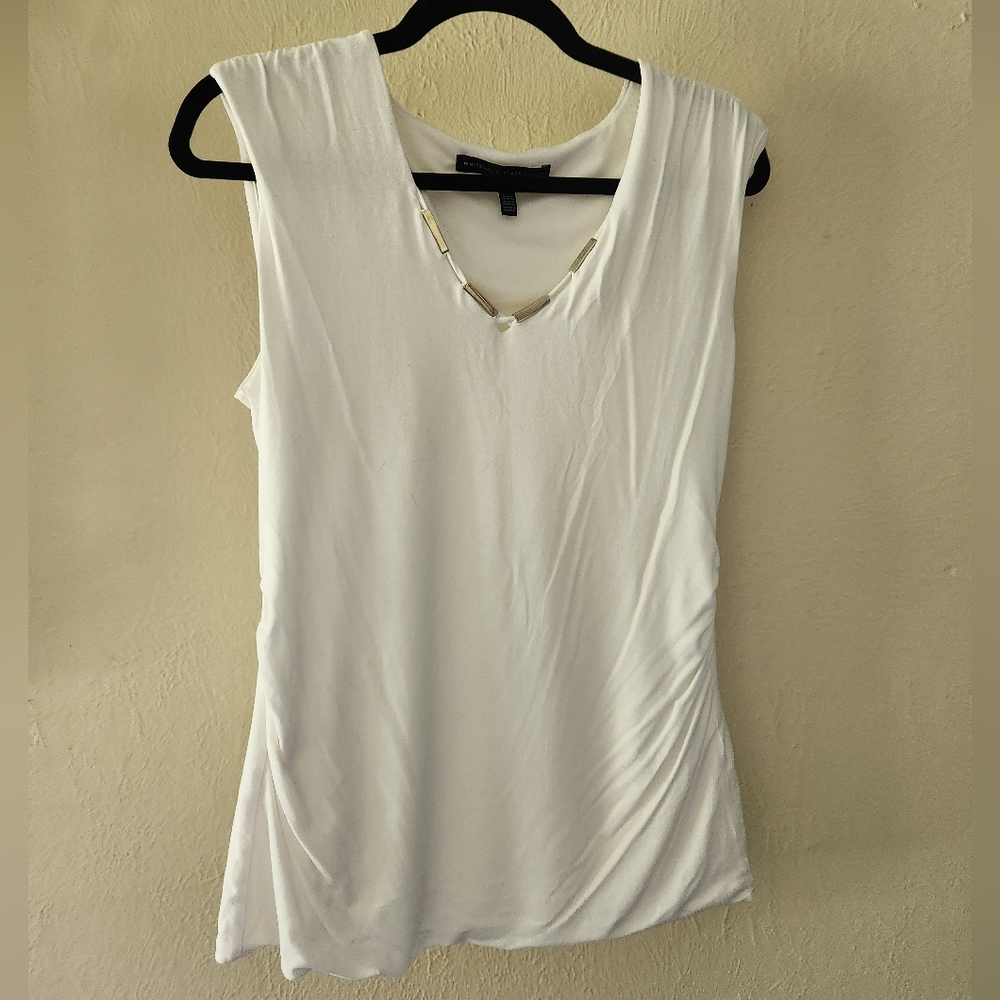 White House Black Market white top M
